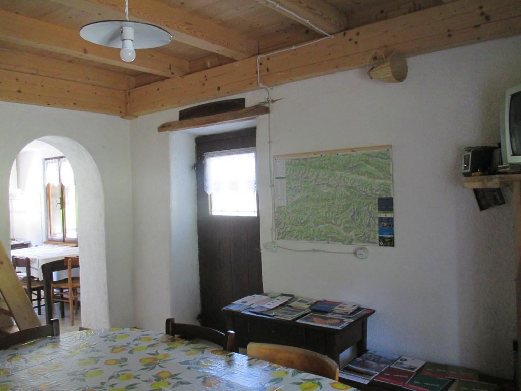 أرتا تيرمي B&B L'Asinello Rampante المظهر الخارجي الصورة