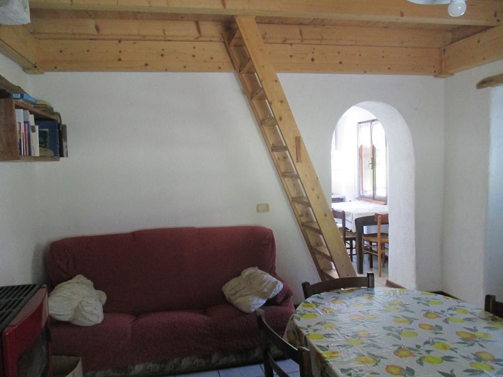 أرتا تيرمي B&B L'Asinello Rampante المظهر الخارجي الصورة