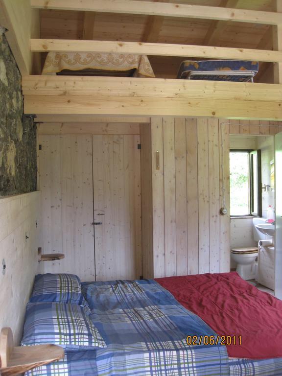 أرتا تيرمي B&B L'Asinello Rampante الغرفة الصورة