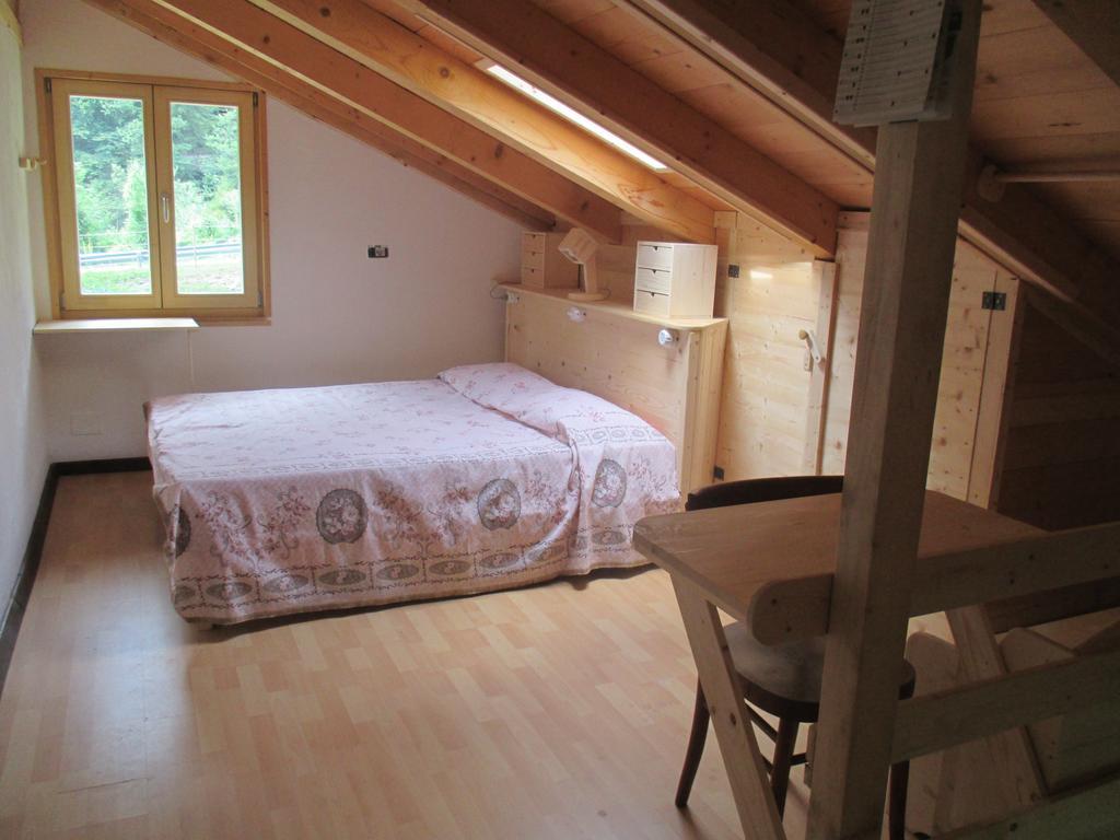 أرتا تيرمي B&B L'Asinello Rampante الغرفة الصورة